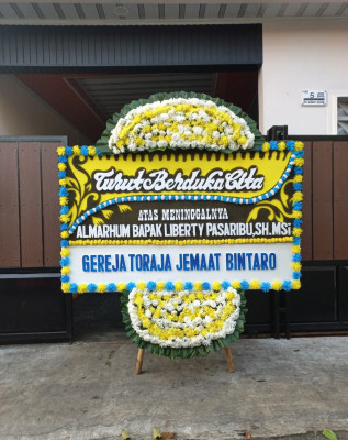 Papan Bunga Duka di Bugis